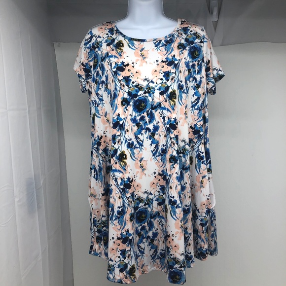 Peach Love California Tops - Peach Love Size M Floral Print Top - A1195